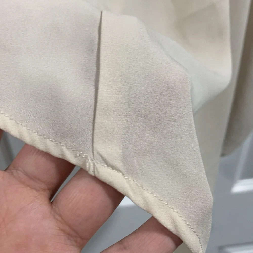 Cream and Black Jealous Tomato Top - Picture 12 of 14